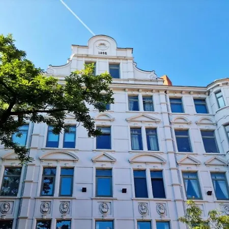 Wedekindplatz Luxury